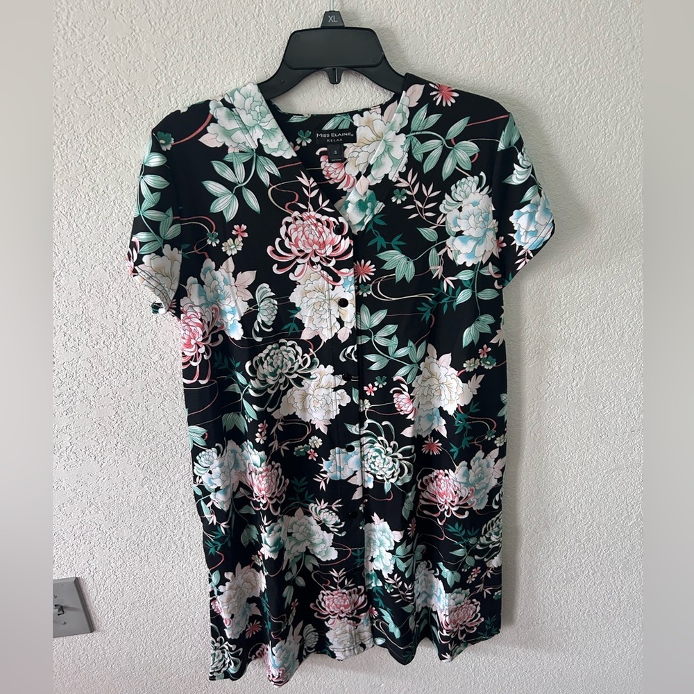 Floral Short Sleeve Button-Up Nightgown